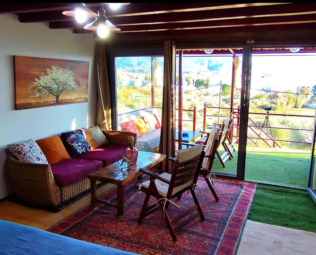 루트라 에디프수 Cozy House With Amazing View! 아파트 외부 사진