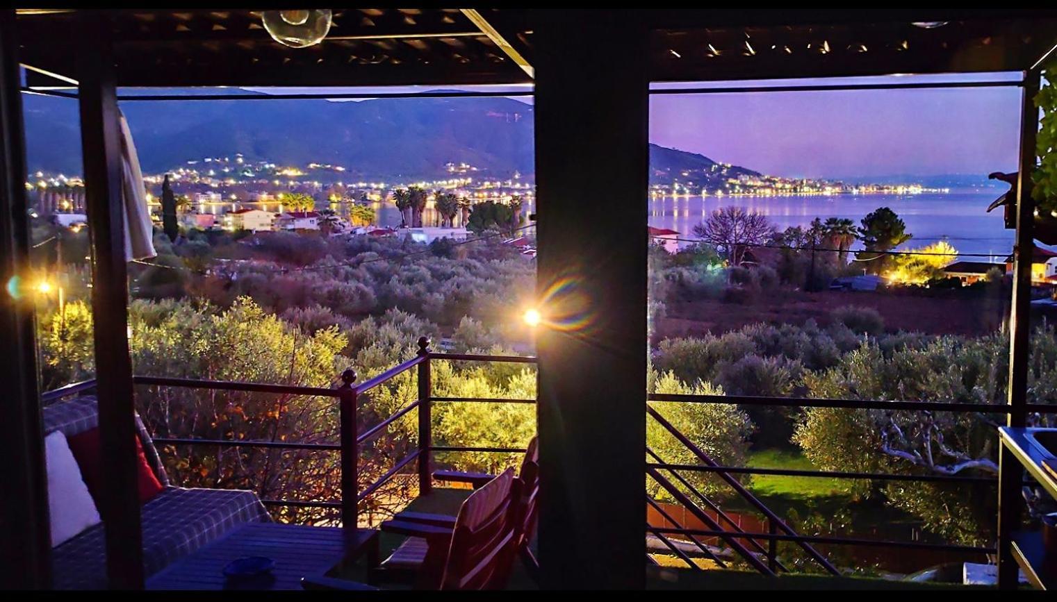 루트라 에디프수 Cozy House With Amazing View! 아파트 외부 사진